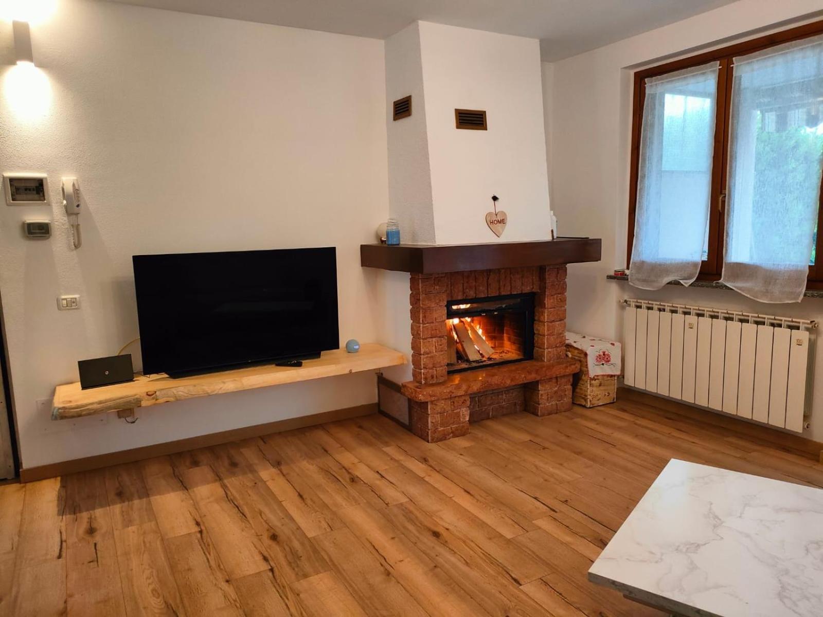 Residenza Bosco Sole Apartment Grantola Bilik gambar