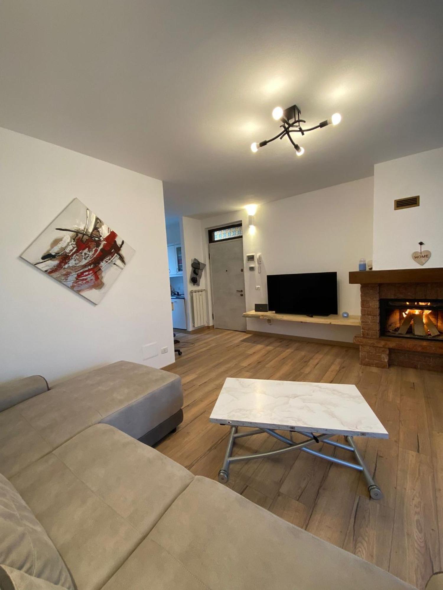 Residenza Bosco Sole Apartment Grantola Bilik gambar